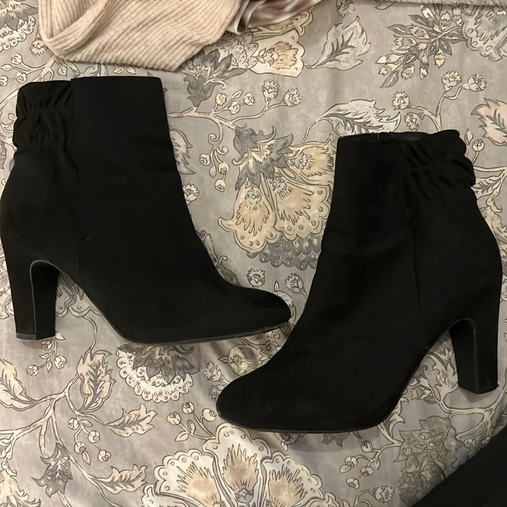 Black Booties with heel